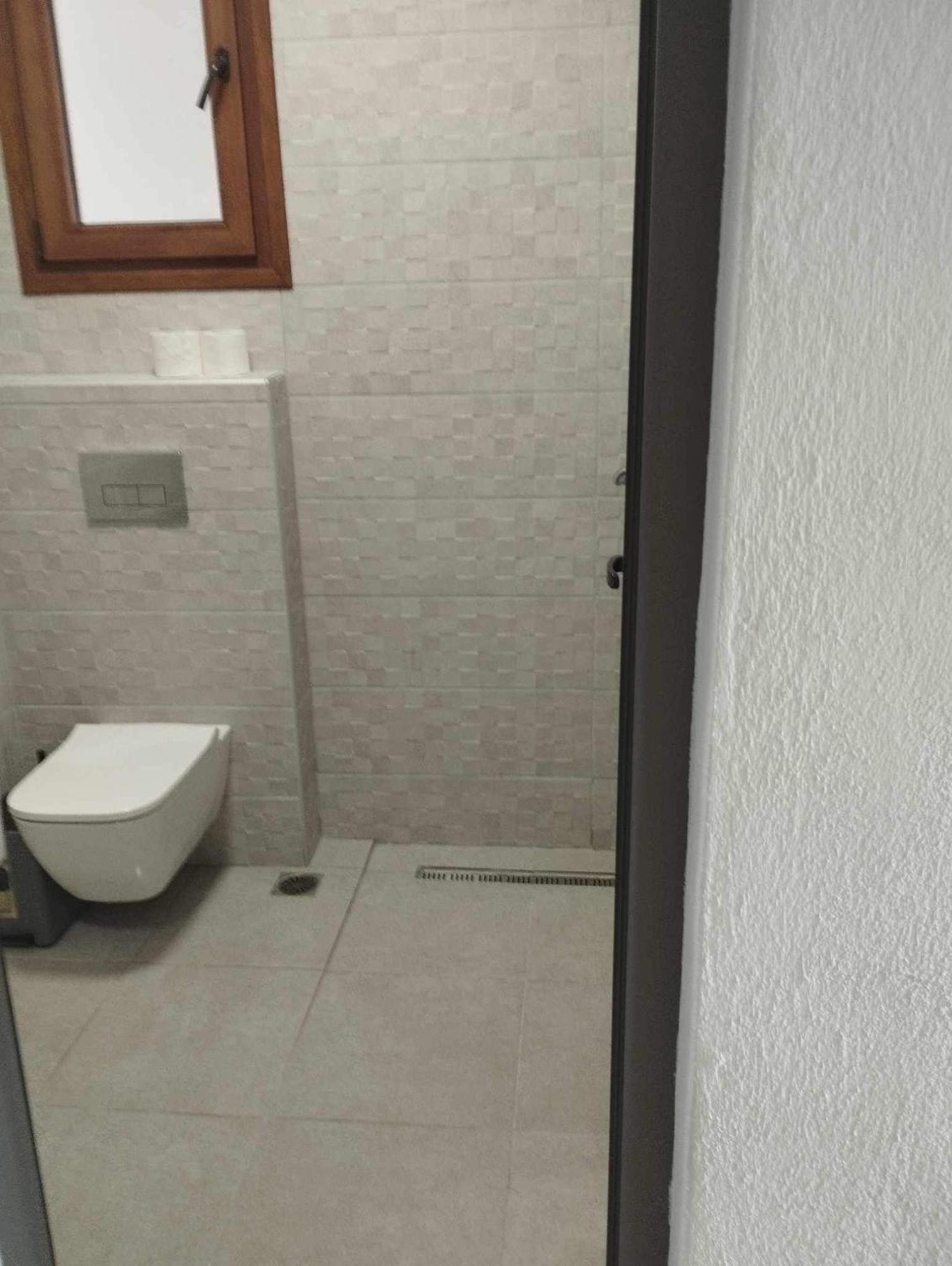 Daniela Apartments Неа Рода Екстериор снимка