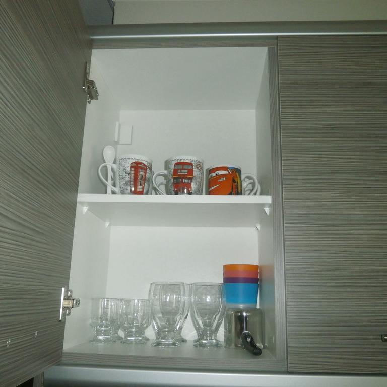 Daniela Apartments Неа Рода Екстериор снимка